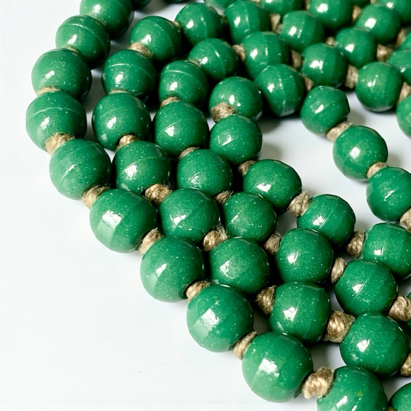 Antique Bohemia Late 1700s Austria Dutch Green Glass Round Peasant Trade Beads. - Picture 5 of 6